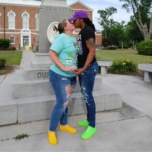 Meet your Posher, Naomi